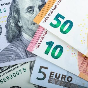 ANALIZA CEN GBP/JPY: TRANSAKCJE NA ŚWIEŻYCH SZEŚCIOLETNICH MAKSIMACH NA POZIOMIE 171,20 S, PRZY 175,00